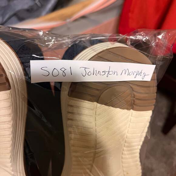 Johnston & Murphy Men's Upton Knit Wingtip Oxford in Navy - Picture 10 of 11